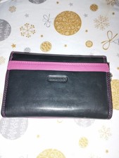 TRAUMHAFTE GELDBÖRSE