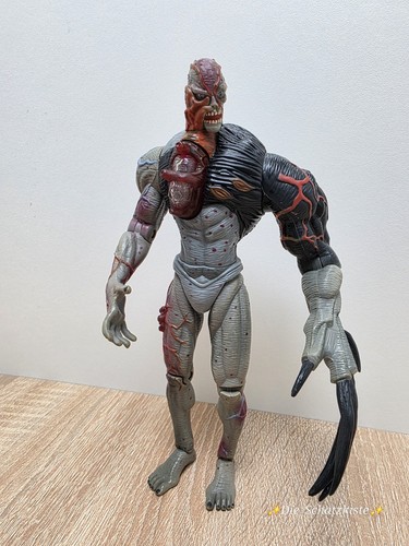 Resident evil action figure - evil,