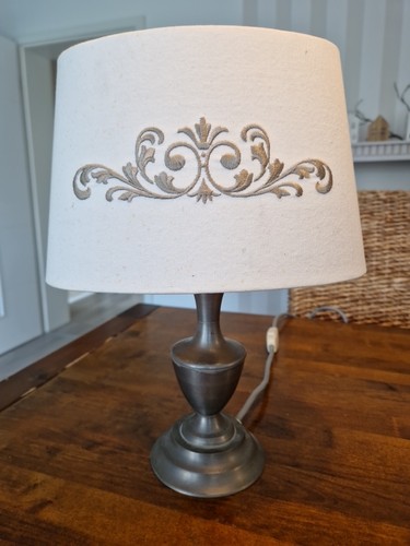 Vintage tischlampe aus zinn - vintage,