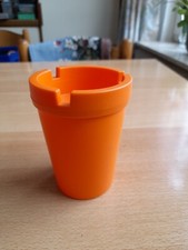 Aschenbecher, Sturmaschenbecher, orange, unbenutzt