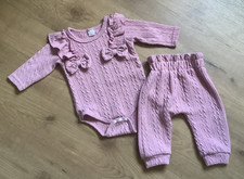 SHEIN Baby Set Hose u. Oberteil Body Strick 2teilig Strickanzug Gr. 68 rosa TOP