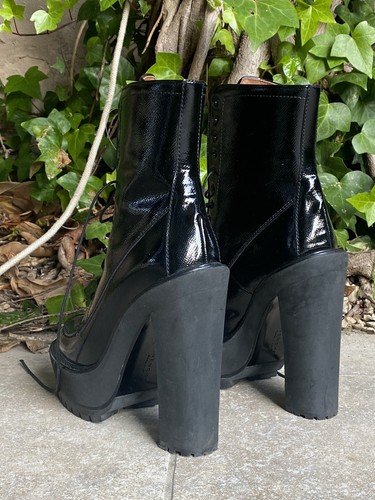 Givenchy plateau boots 5 - plateau,