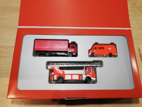 Mercedes benz feuerwehrauto - mercedes,