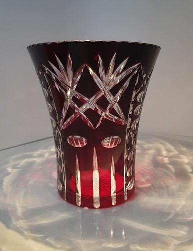 Rubinrote kristall vase - kristall,