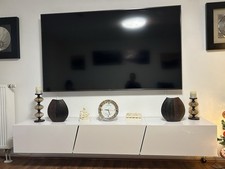 TV Schrank mit LED-Leuchten