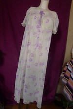 50 Jahre Nylon Nachthemd mit Spitze Größe 42 Ungetragen