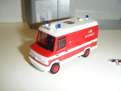 Herpa feuerwehr bremen - mb, t2