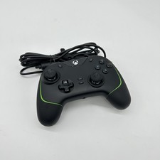 Razer Wolverine V2 –