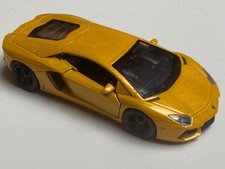 LAMBORGHINI AVENTADOR COUPE  ,   VON WELLY  , GELB ,  1 : 36 ca