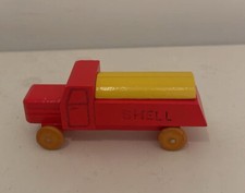 Holzspielzeug aus DDR-Zeiten,Hersteller Dregeno..Lkw "Shell" Tankfahrzeug