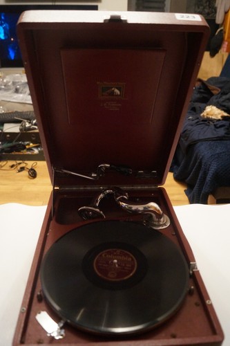 Antik his masters voice 102 - his,