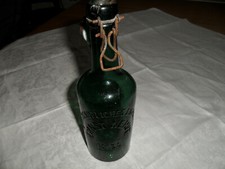 uralte grüne Bierflasche ale