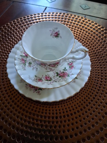 Royal albert lavender rose - albert,