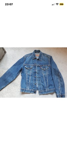 Blaue jeansjacke von - von, levi´s