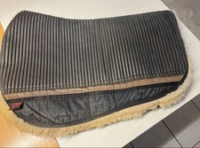 Bartl-Westernlammfellpad, Maßanf., Anti-Rutsch, Rückenlänge 70 cm