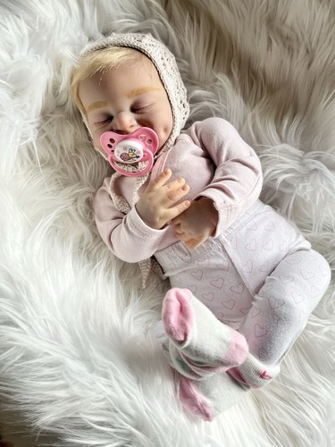 Rebornpuppe schlafend blond