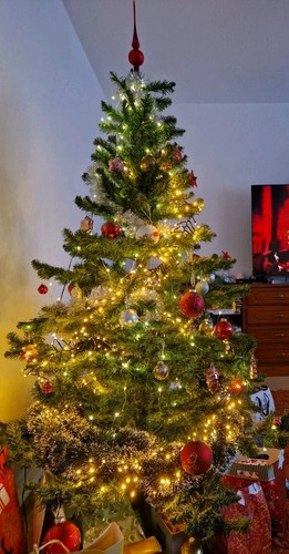 Künstlicher weihnachtsbaum - künstlicher,