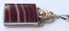 Anhänger Art Deco roter
