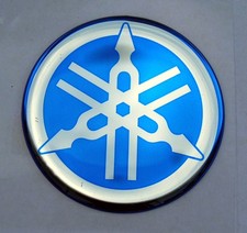 ORIGINAL Yamaha- 3cm -EMBLEM -Aufkleber-BLAU/CHROM-Emblème-Emblema-30mm LOGO