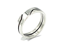 Elegante Edelstahl-Ringe mit