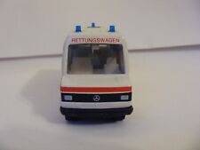 Siku  2011  Mercedes  Benz  809 D  Rettungswagen  Deutsches Rotes Kreuz