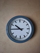 Alte Fabrikuhr Nebenuhr