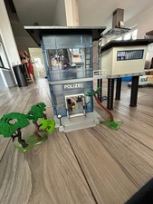 Playmobil 5176 City Action Polizeistation mit Alarmanlage und  TOP !