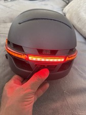 Fahrradhelm mit LED-Rücklicht – aufladbar über USB