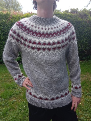 Islandpullover handgestrickt