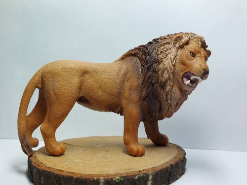 Schleich löwe brüllend - ,