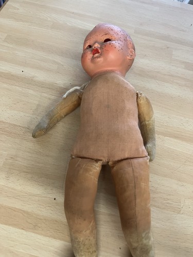 Puppe alt