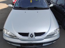 Renault megane facelift - renault,