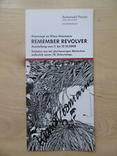 Klaus Voormann Autogramm signed 10x21 cm Ausstellungsflyer "Remember Revolver"