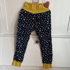 Handmade Etsy DaWanda Hosen Jogginghose Pumphose Gr. 122 Schwarz Sterne Cord
