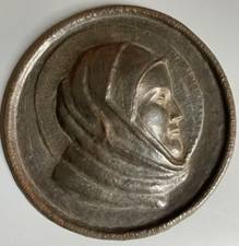 Bronze Relief Kopf einer Frau