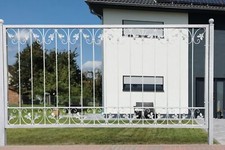 Schmiedeeisen Gartenzaun Metallzaun Zaunelement  Monaco-Z100/200 Feuer Verzinkt