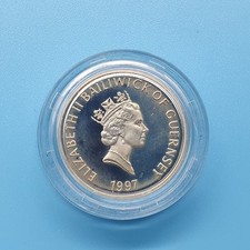 The Royal Mint 1997 Guernsey Tower Of London Milled Silver Proof £1 Coin