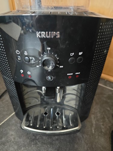 Krups 8000 schwarz - 8000, tassen