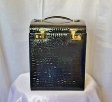 Großer Schmuck- und