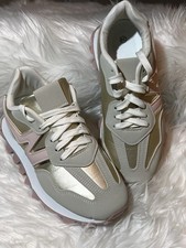 Sneaker Damen * Noppensohle *