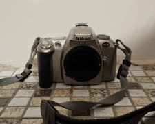 Nikon F55 silver 35mm Spiegelreflex SLR Gehäuse body Nikon AF mount full frame 