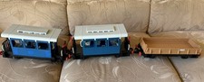 Drei Playmobil Waggons