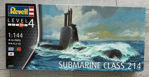 Revell submarine class 214 - submarine,