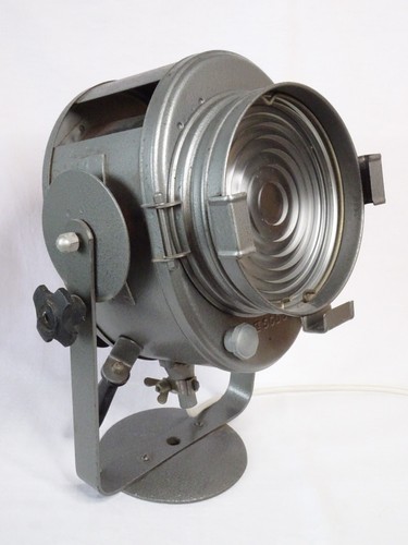 Filmscheinwerfer cremer - filmscheinwerfer, a.e.