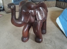 Elefant aus tropenholz - elefant,