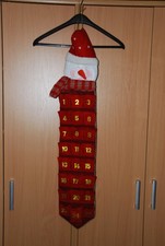 sehr schöner Adventskalender aus Stoff zum Aufhängen und Selbstbefüllen
