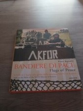 Friedensflaggen. ­Flaggen des