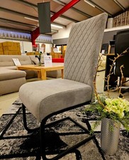 Derry / Freischwinger Stuhl