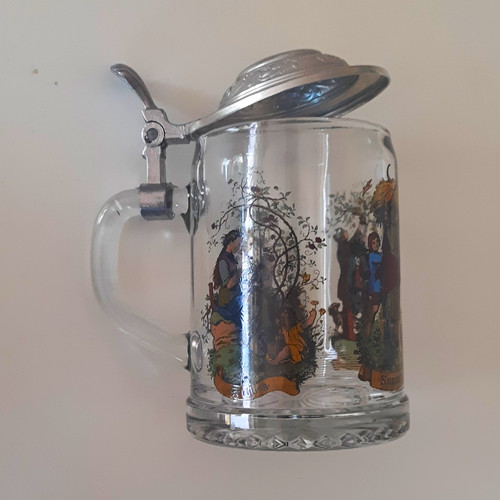 Glas bierkrug mit zinndeckel - bierkrug,