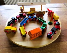 Konvolut  Brio Vintage Züge, Autos, Bahnhof